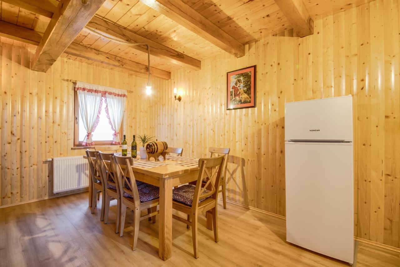 Apartment Stone And Wood Cetingrad Exterior foto